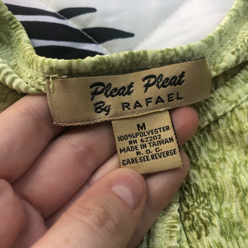 Whimsical Unique Pattern Set With A Cardigan And … - image 2